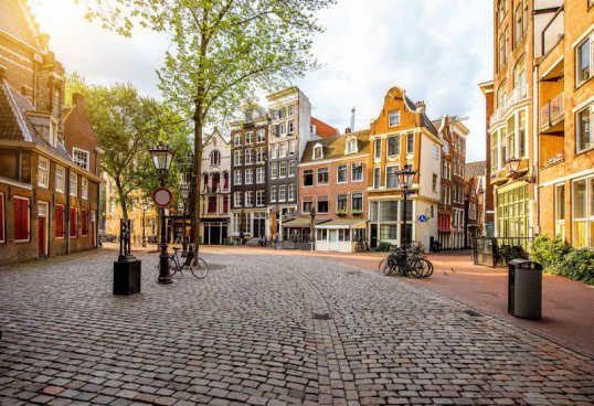 Velikonoční Amsterdam + KVĚTINOVÁ ZAHRADA KEUKENHOF + SLAVNÁ MUZEA (letecky z Pr