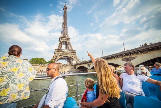 Velikonoční Paříž + KRÁLOVSKÉ ZÁMKY FONTAINEBLEAU A VAUX-LE-VICOMTE 