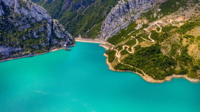 Překvapivý eurovíkend v Albánii - moře, tradice a historie, odlet z Prahy