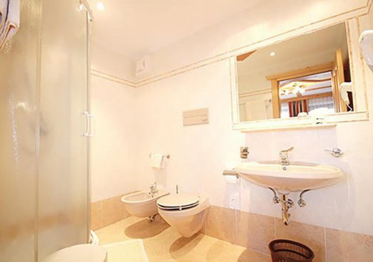 5denní zájezd (denní přejezd) s dopravou, polopenzí a skipasem v ceně – pension Maria