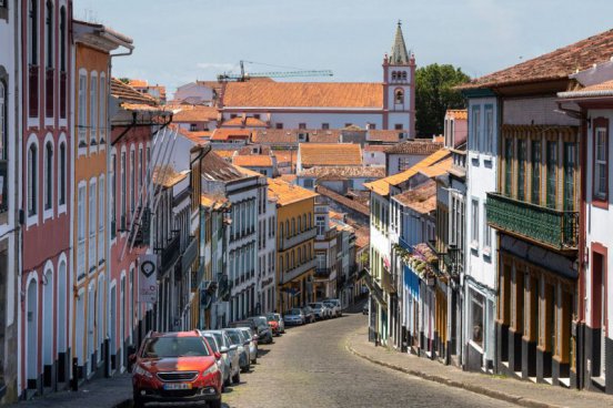 AZORSKÝ OSTROV TERCEIRA nejen pro 55+