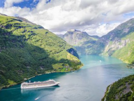 Za norskými fjordy na Costa Diadema, plavba s českým průvodcem
