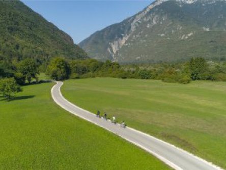 Slovinsko - cyklostezka - Z Julských Alp k moři