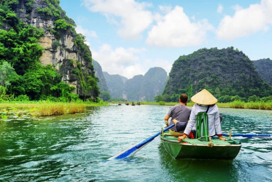Vietnam a Kambodža + PLAVBA DRAČÍ ZÁTOKOU + TAJEMSTVÍ CHRÁMŮ ANGKORU 