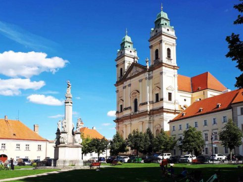 Zámky Moravy a Rakouska