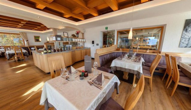 5denní zájezd s dopravou a polopenzí v ceně – hotel Alpenfrieden