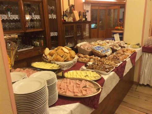 6denní zájezd (denní přejezd) s dopravou, polopenzí a skipasem v ceně – hotel Alle Alpi