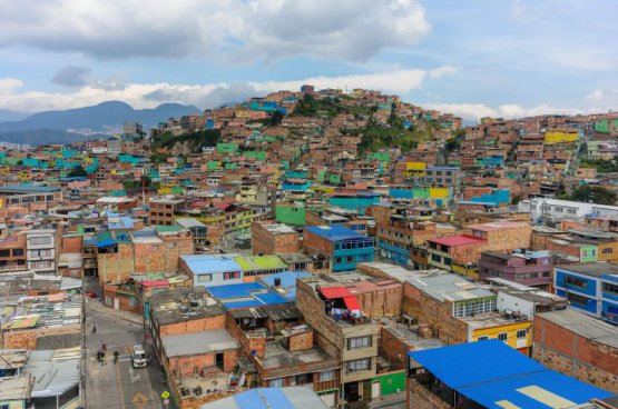 Barevné domy Bogota | KOLUMBIE - Velká cesta od horských masivů ke karibským plážím