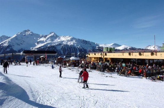 5denní zájezd s dopravou, polopenzí a skipasem v ceně – hotely různé Bormio a okolí
