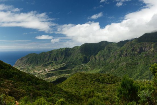 MADEIRA – OSTROVNÍ RÁJ S TURISTIKOU