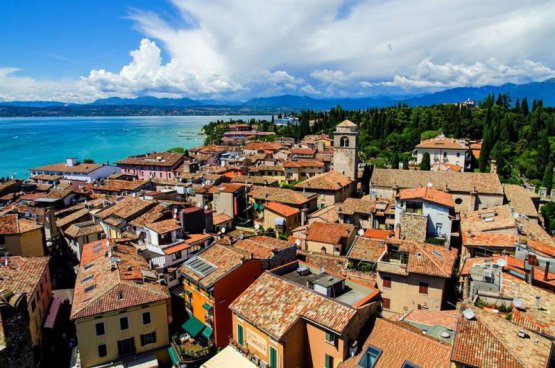 Přírodní krásy v okolí jezera Lago di Garda s koupáním