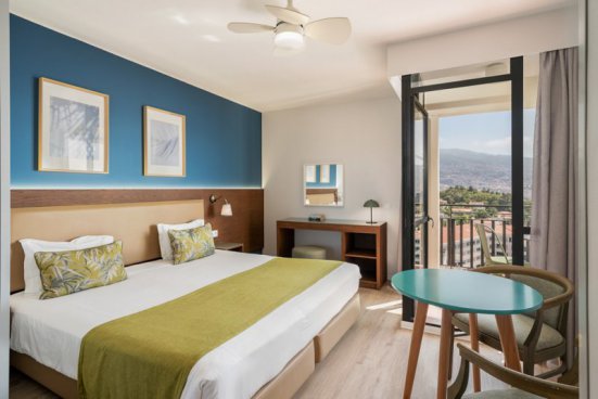 Madeira - turistika přes levády až k oceánu, odlet z Prahy