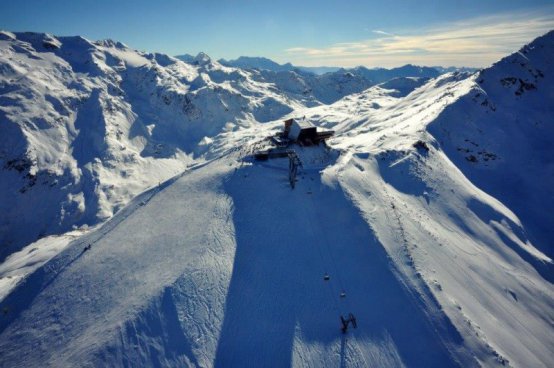 5denní zájezd s dopravou, polopenzí a skipasem v ceně – hotely různé Bormio a okolí