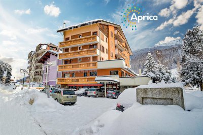 6denní velikonoční zájezd s polopenzí a skipasem – hotel Derby