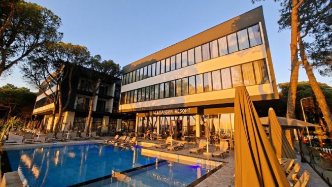 Hotel Alexander Resort