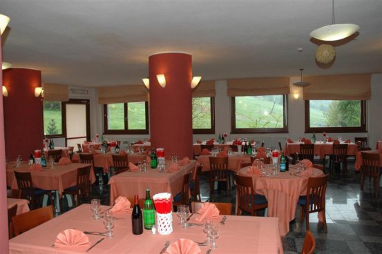 6denní velikonoční zájezd s polopenzí a skipasem – hotel Derby