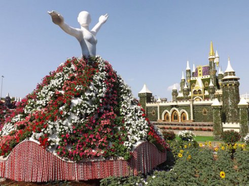 Dámská jízda v Dubaji + PLAVBA V DUBAI MARINA + LET BALÓNEM 