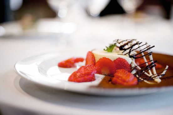 Poznejte krásy Dunaje s českým průvodcem a dopravou