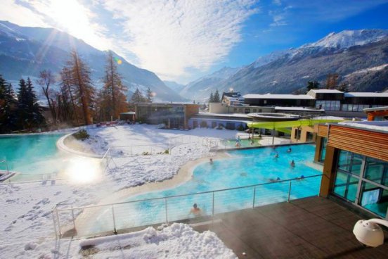 5denní zájezd s dopravou, polopenzí a skipasem v ceně – hotely různé Bormio a okolí