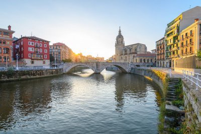 To nejlepší z Bilbaa + STAROBYLÁ VITORIA + GASTRONOMIE A TRADICE BASKŮ (letecky 