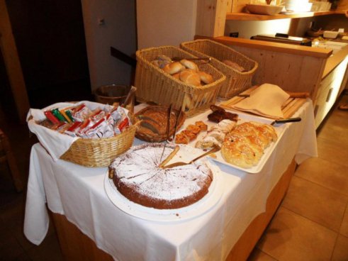 5denní zájezd (denní přejezd) s dopravou, polopenzí a skipasem v ceně – hotel Putia