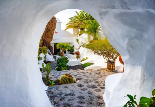 Lanzarote zrozené z ohně a vod Atlantiku
