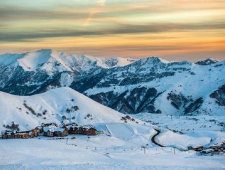 Lyžování Gruzie - Kavkaz, historie a víno