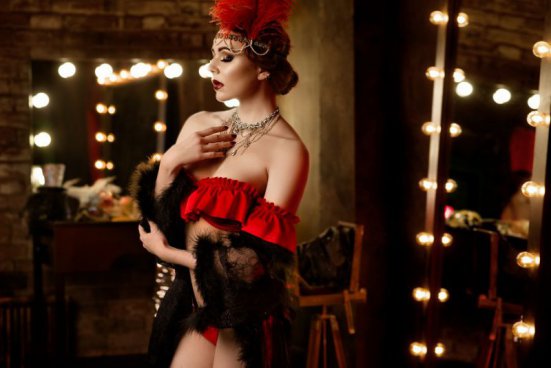 Dámská jízda v Paříži + SHOW V KABARETU MOULIN ROUGE 