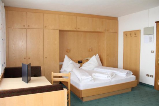 5denní zájezd s dopravou, polopenzí a skipasem v ceně – hotel Alpina Mountain Resort