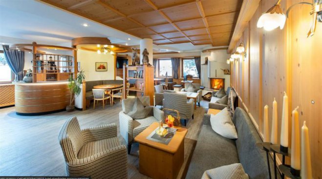 5denní zájezd s dopravou a polopenzí v ceně – hotel Alpenfrieden