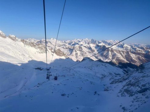 5denní zájezd s dopravou, polopenzí a skipasem v ceně – hotely různé Passo Tonale a okolí