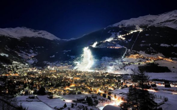 5denní zájezd s dopravou, polopenzí a skipasem v ceně – hotely různé Bormio a okolí