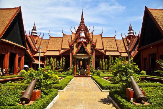 To nejlepší z Kambodže + TAJUPLNÉ CHRÁMY ANGKOR WAT + PLÁŽE OSTROVA KOH RONG (le