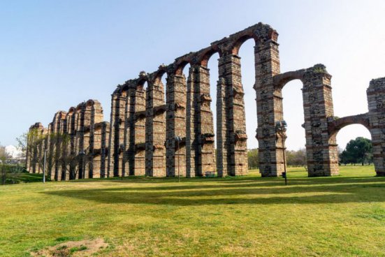 Španělská Extremadura + ŘÍMSKÉ DĚDICTVÍ + GURMÁNSKÉ TRADICE REGIONU 