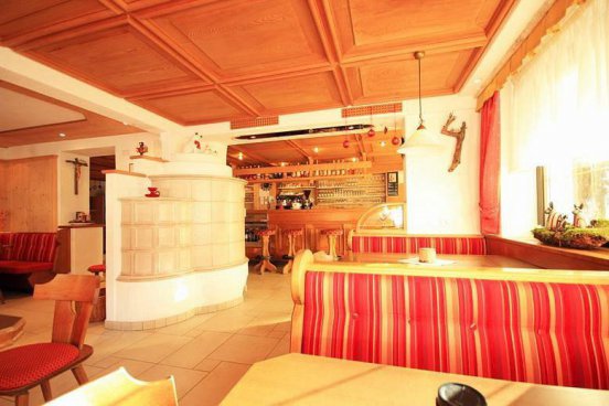 5denní zájezd (denní přejezd) s dopravou, polopenzí a skipasem v ceně – pension Maria