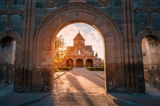 To nejlepší z Arménie + SKALNÍ KLÁŠTER GEGHARD + KULTURNÍ TRADICE A KUCHYNĚ 