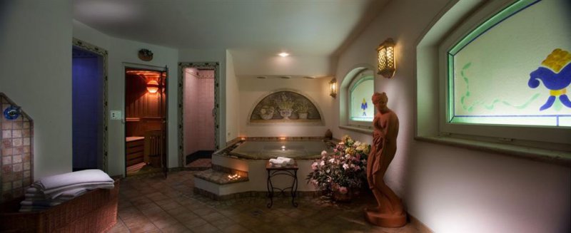 5denní zájezd s dopravou, polopenzí a skipasem v ceně – hotel Miralago