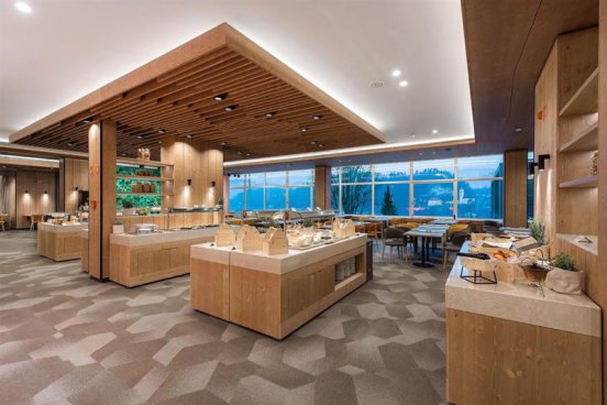 Hotel Rikli Balance - lyžařský balíček s denním přejezdem, bazény a polopenzí v ceně