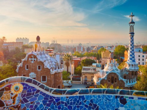 Barcelona + klášter Montserrat + Gaudího stavby