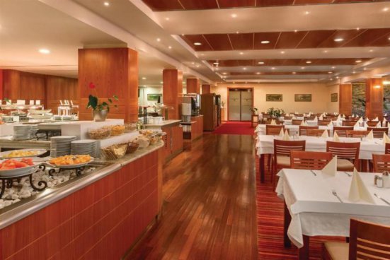 Různé hotely Kranjska Gora - lyžařský balíček na 3 noci, denní přejezd, wellness a polopenze v ceně