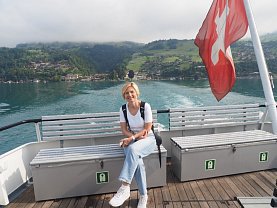 Rozkvetlé jarní Švýcarsko