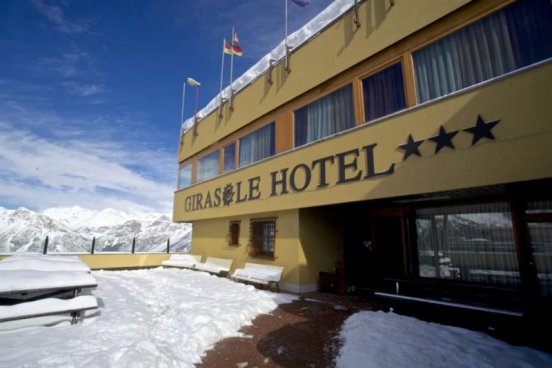5denní zájezd s dopravou, polopenzí a skipasem v ceně – hotel Girasole