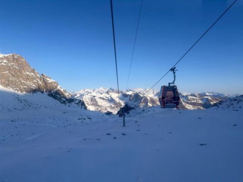 5denní zájezd s dopravou, polopenzí a skipasem v ceně – hotely různé Passo Tonale a okolí