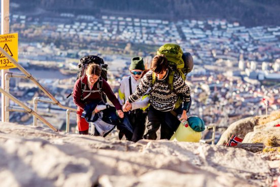 Norské dobrodružství s jízdou vlakem i výstupem na Preikestolen