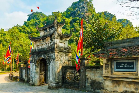 Vietnam a Kambodža + PLAVBA DRAČÍ ZÁTOKOU + TAJEMSTVÍ CHRÁMŮ ANGKORU 