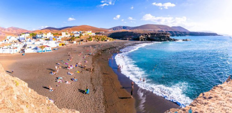Lanzarote zrozené z ohně a vod Atlantiku