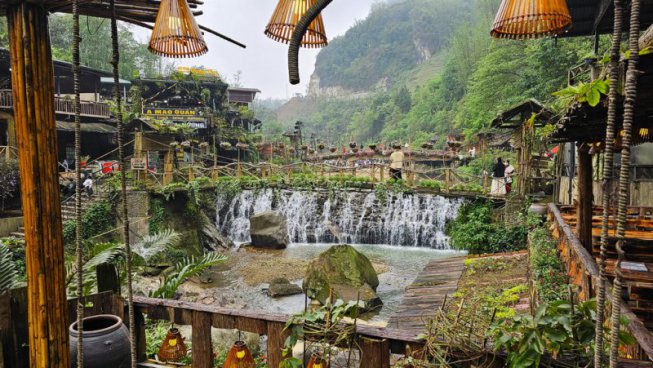 Přírodní krásy a památky Vietnamu