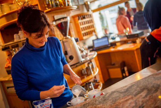 6denní zájezd (denní přejezd) s dopravou, polopenzí a skipasem v ceně – hotel Lory