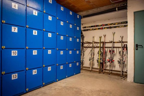 6denní zájezd (denní přejezd) s dopravou, polopenzí a skipasem v ceně – hotel Lory