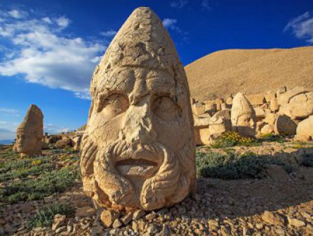 Okruh východním Tureckem + POSVÁTNÁ HORA NEMRUT + SKALNÍ KLÁŠTER SUMELA 